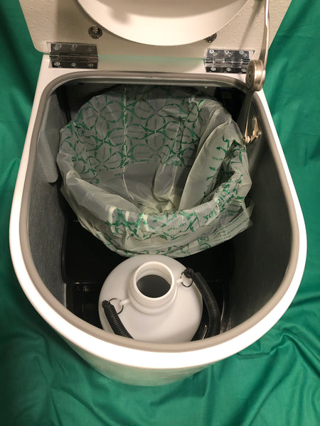 Compost toilet non stirring with bottle